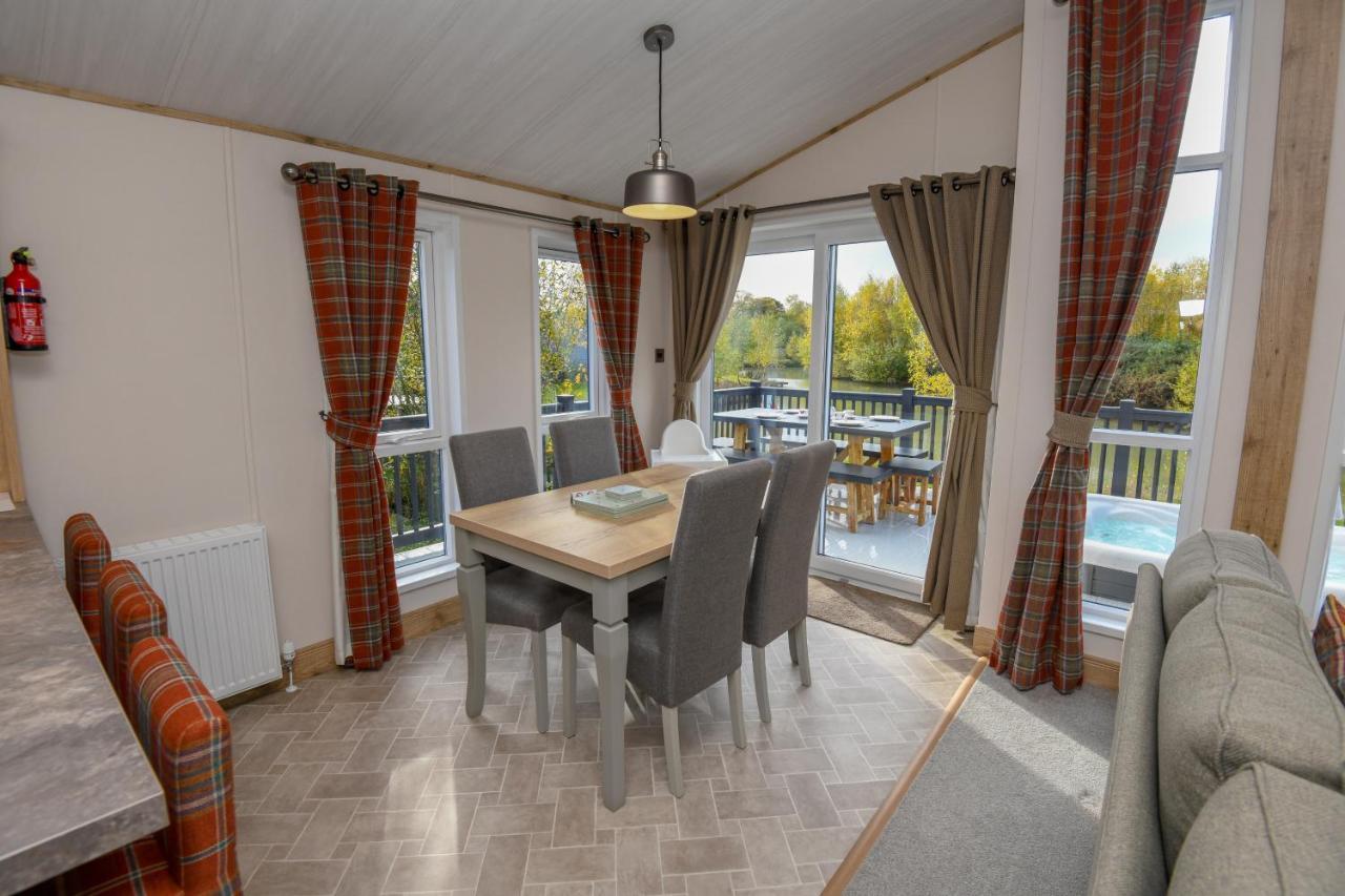 Lakewood Retreat Woodhall Spa Buitenkant foto